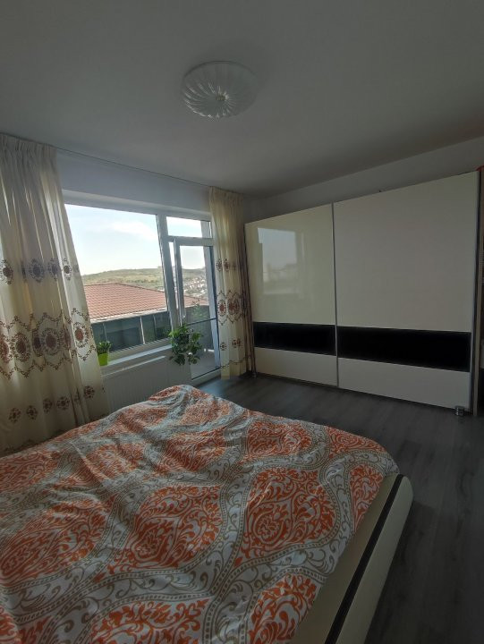 Apartament cu 2 camere, etaj intermediar, zona Borhanci