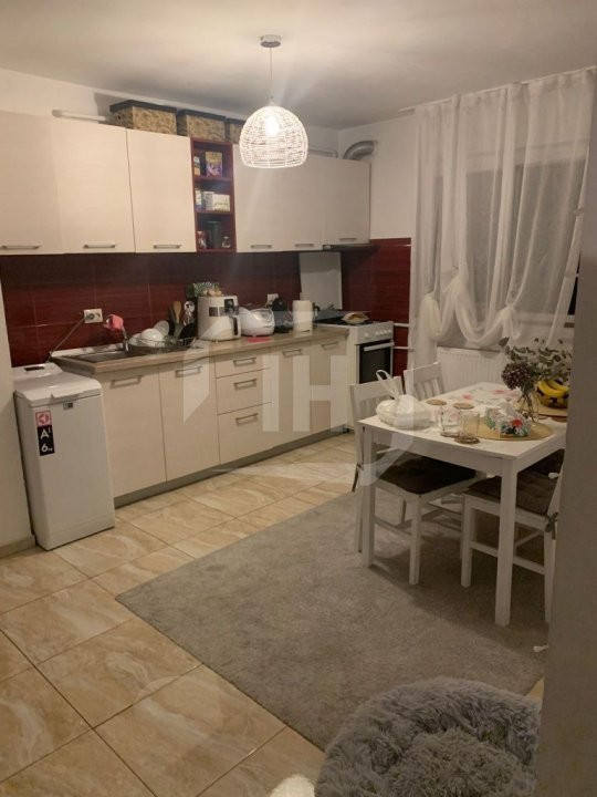 Apartament cu 2 camere decomandat, zona Piata Marasti