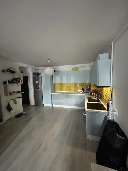 Apartament 2 camere, semidecomandat, parcare, Iris, Oasului