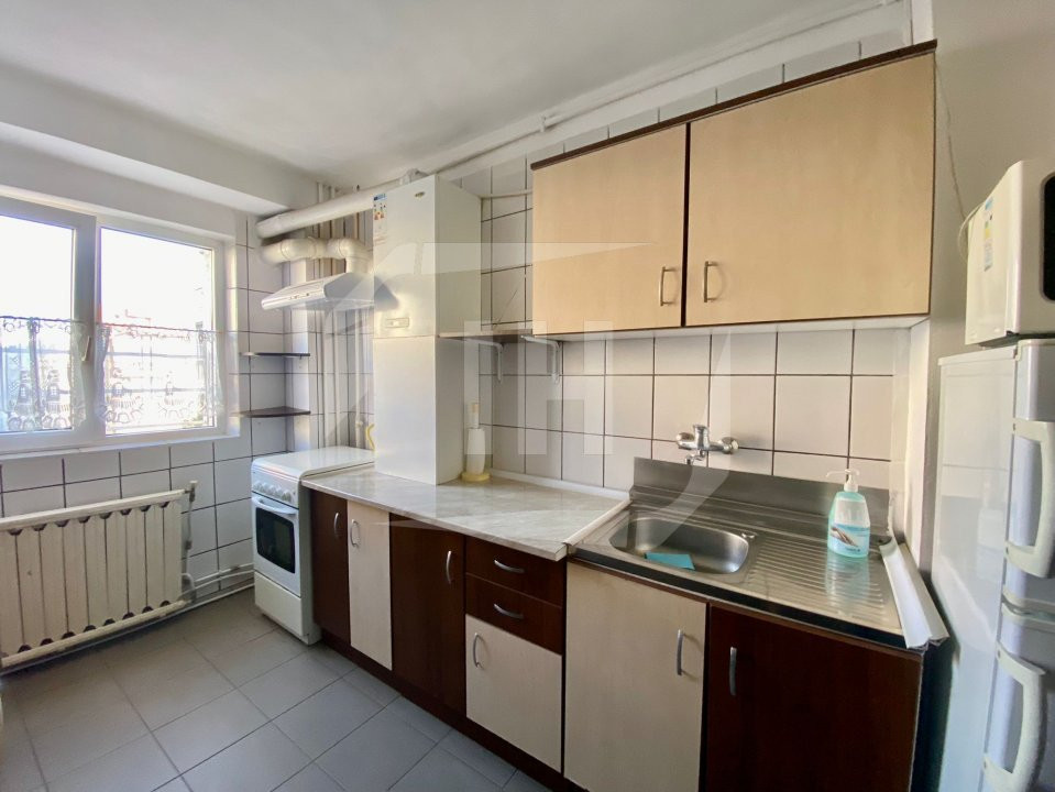 Apartament 2 camere, decomandat, parcare, Gheorgheni zona Iulius Mall