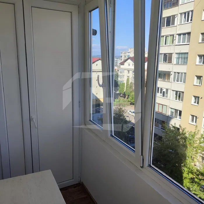 Apartament 3 camere, parcare, Zona Aleea Vidraru, MĂNĂȘTUR