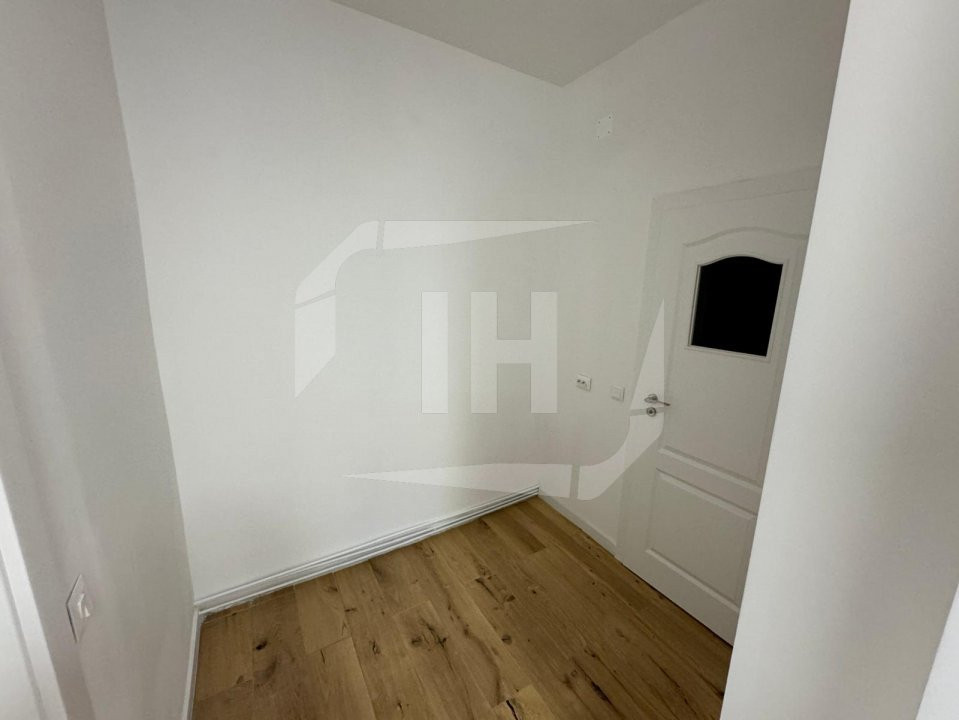 Apartament cu 2 camere, renovat complet, zona Tribunalului