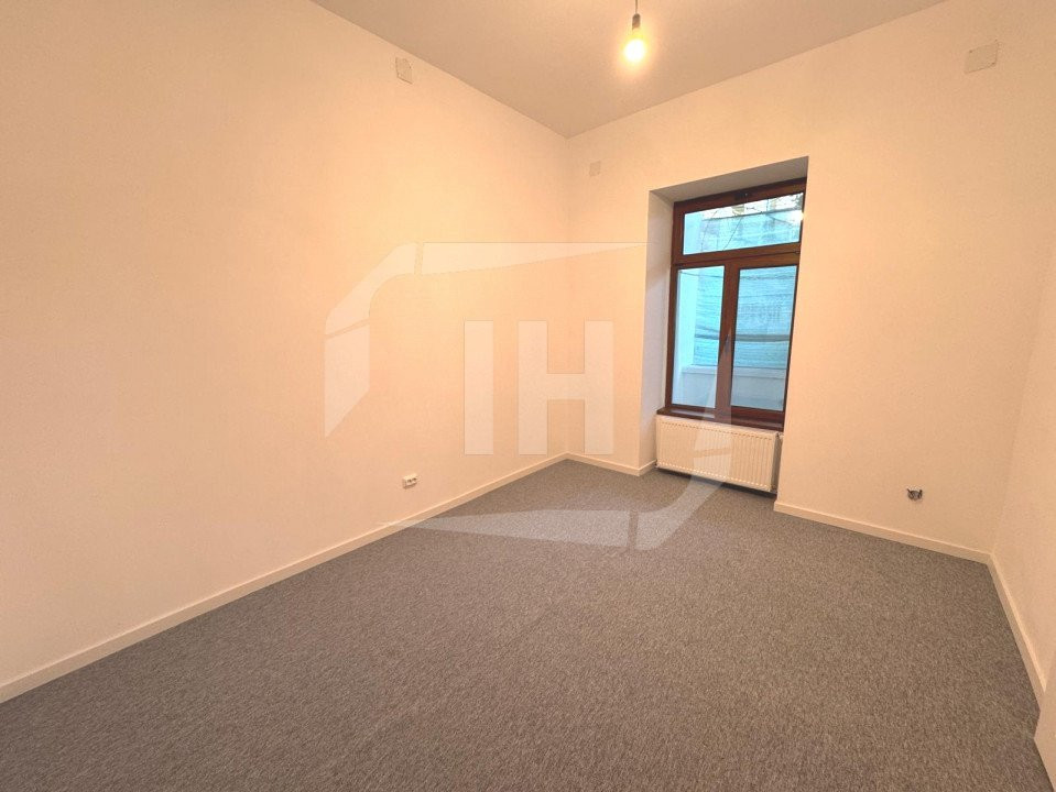 Apartament cu 2 camere, renovat complet, CENTRU