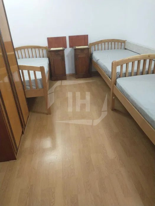 CASĂ DE ÎNCHIRIAT, NIVELUL 1, 3 CAMERE, 2 BĂI, BALCON, PARCĂRI, ZONA AUTOGARĂ