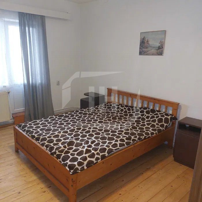 APARTAMENT 3 CAMERE, LA CASĂ, CURTE+ GRĂDINĂ, PARCARE, DÂMBUL ROTUND