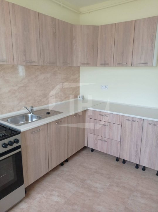 Apartament 2 camere, decomandat, ZONA ROMUL LADEA