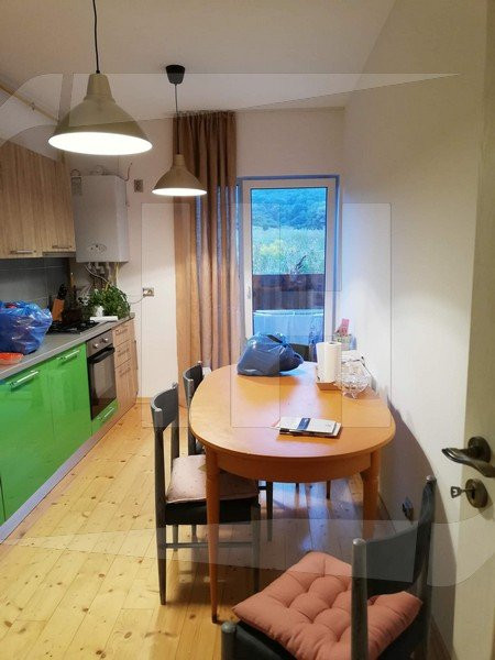 Apartament 3 camere , terasa, zona strazii Campului