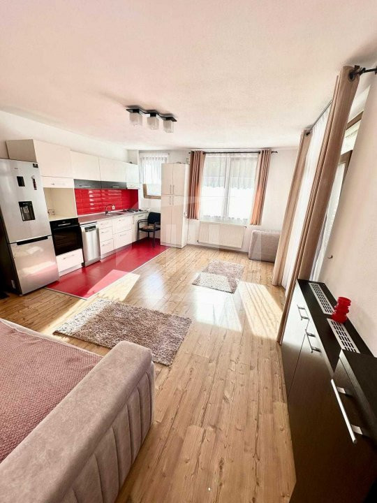 Apartament cu 2 camere, parcare, zona Campului