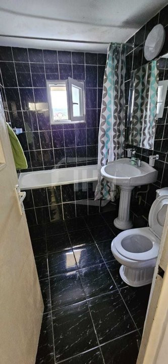 Apartament cu 3 camere, decomandat, zona Kaufland/ Marasti