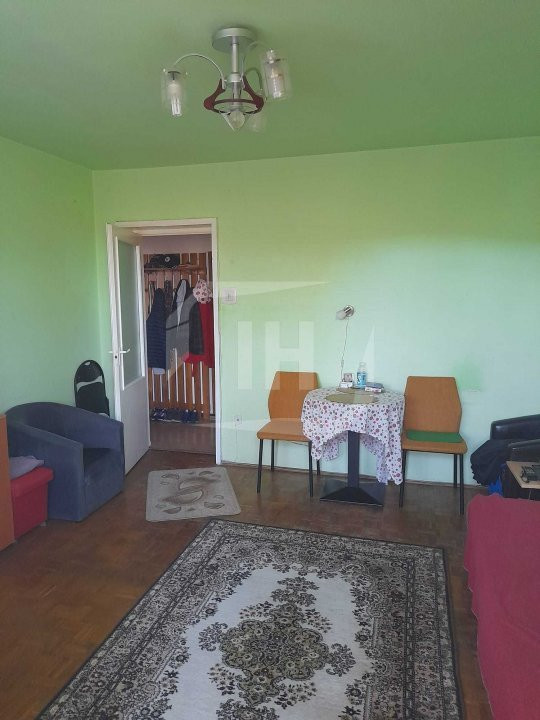 Apartament cu 3 camere, etaj 2, zona Liviu Rebreanu