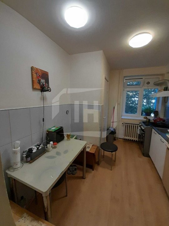 Apartament cu 3 camere, etaj 2, zona Liviu Rebreanu