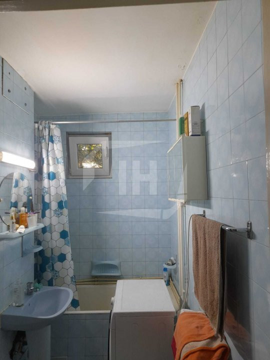 Apartament cu 3 camere, etaj 2, zona Liviu Rebreanu