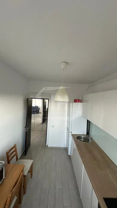 Apartament 2 camere, parcare, dressing, Andrei Muresianu zona Alverna