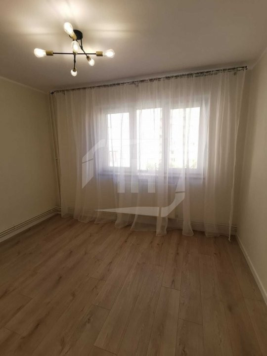 Apartament 4 camere proaspat renovat, zona Calvaria