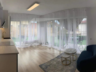 Apartament 3 camere, decomandat, terasa 60 mp, zona Golden Tulip