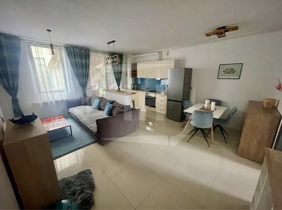 Apartament 2 camere, semidecomandat, terasa 30mp, zona Corneliu Coposu