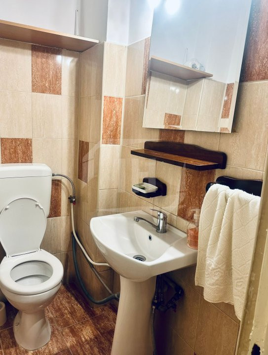 Apartament cu 3 camere, etaj 2 , 76 mp, zona Nicolae Titulescu