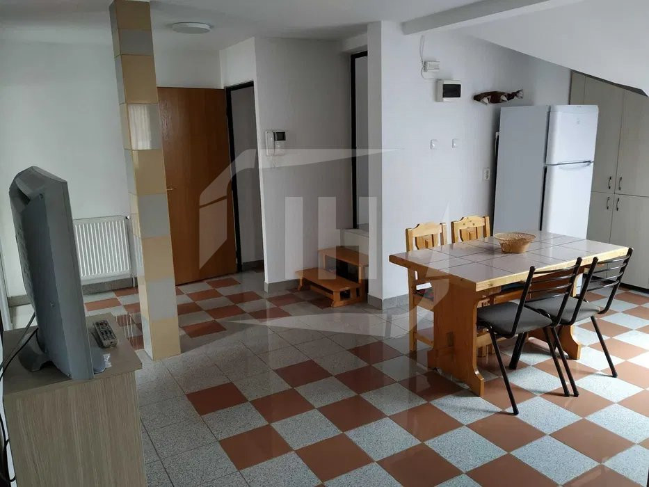 Apartament 3 camere, decomandat, Zorilor zona UMF