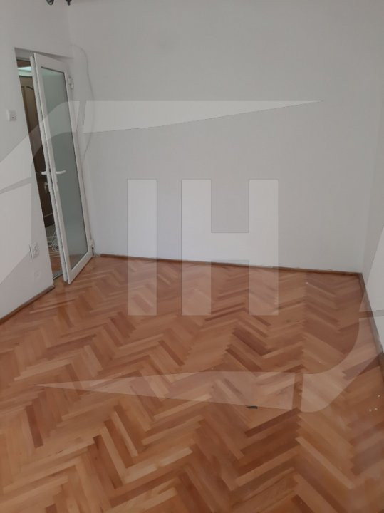 Apartament 3 camere, etaj intermediar, zona Grigore Alexandrescu