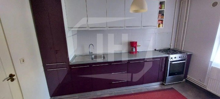 Apartament 3 camere, 2 bai, etaj 1 zona Pietei Cipariu