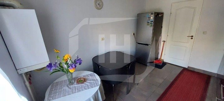 Apartament 3 camere, 2 bai, etaj 1 zona Pietei Cipariu