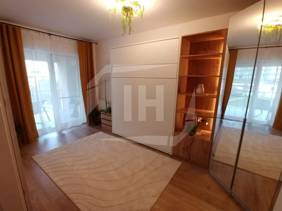 Apartament 2 camere, semidecomandat, parcare, Gheogheni, Iulius Mall