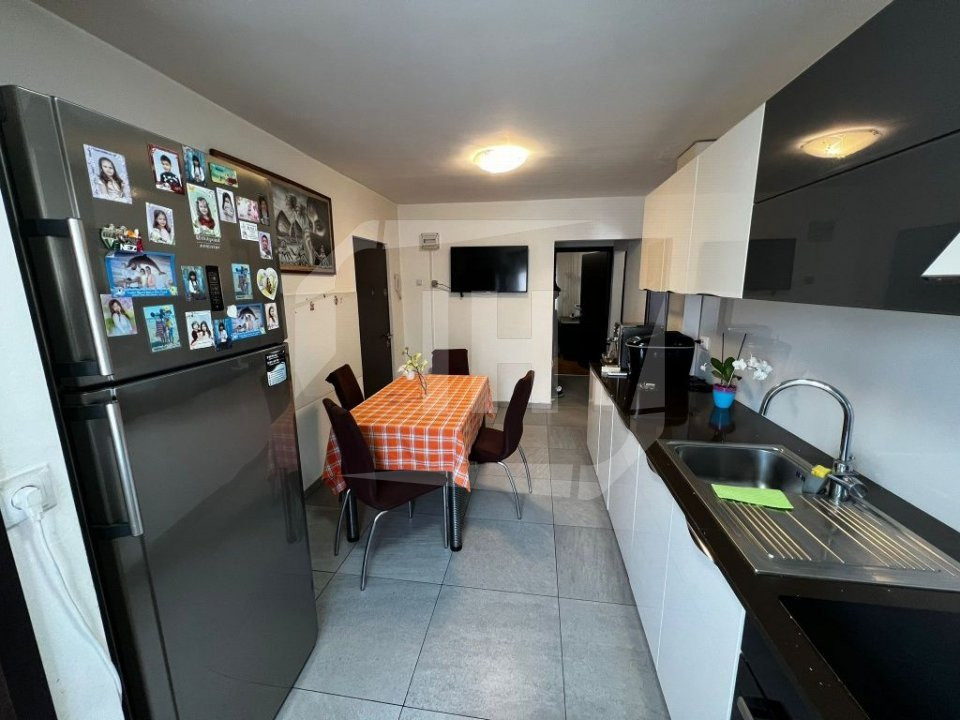 Apartament 3 camere, cu garaj, zona Nicolae Titulescu 