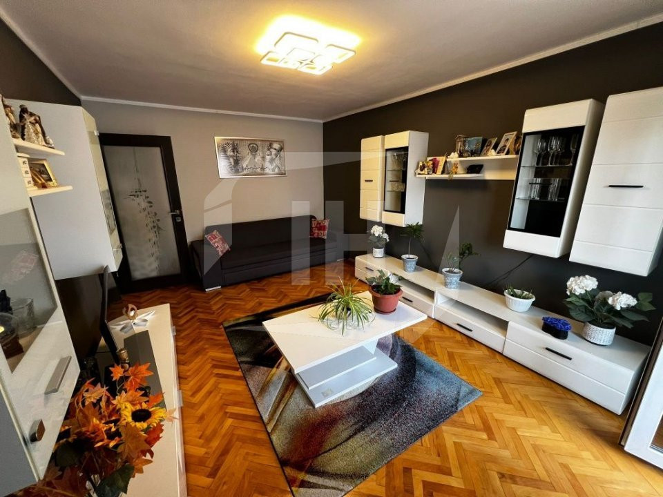 Apartament 3 camere, cu garaj, zona Nicolae Titulescu 