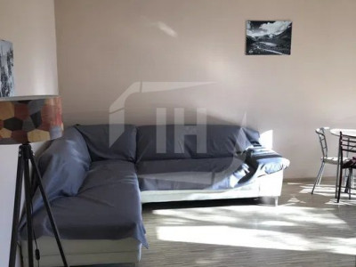 Apartament 2 camere, semidecomandat, parcare, Buna Ziua