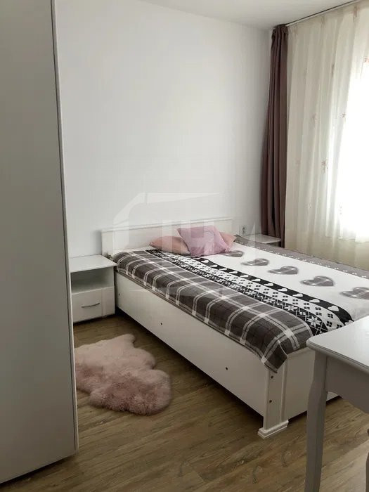 Apartament 3 camere, terasa 22 mp, etaj 1, zona strazii Plevnei