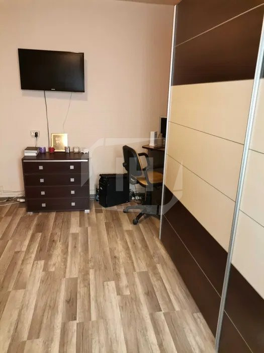 Apartament 2 camere decomandate, 44mp, balcon inchis, zona Pietei Marasti!