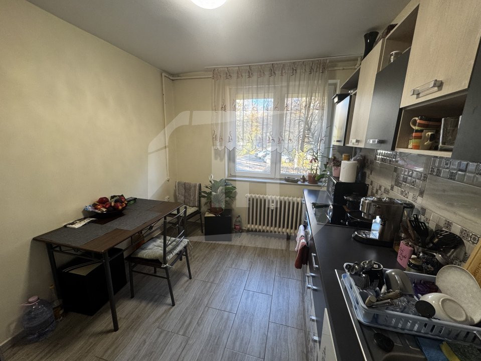 Apartament 2 camere, 50 mp, complet renovat in zona Iulius Mall