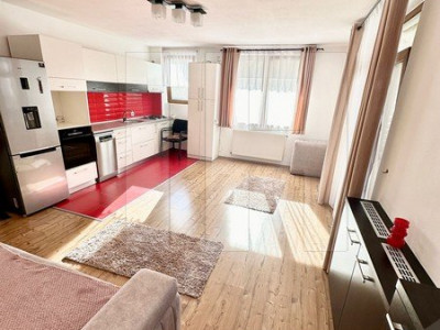 Apartament 2 camere, la cheie, parcare