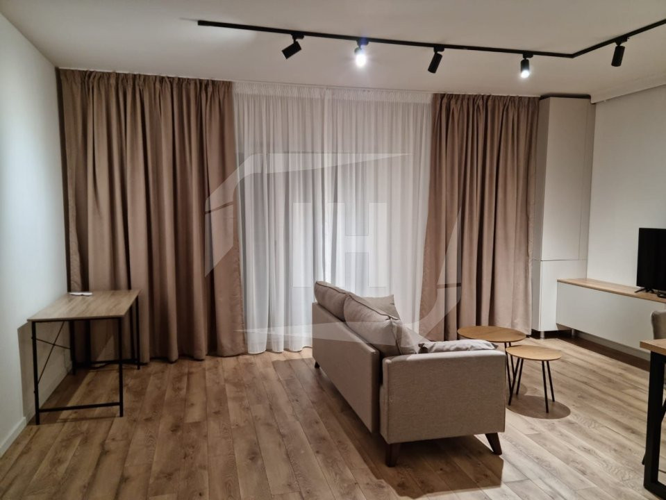 Apartament cu 2 camere, bloc nou, parcare