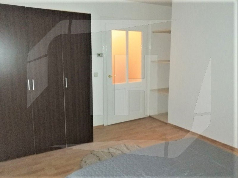 Apartament 3 camere, 57 mp, parcare, modern, zona Kaufland