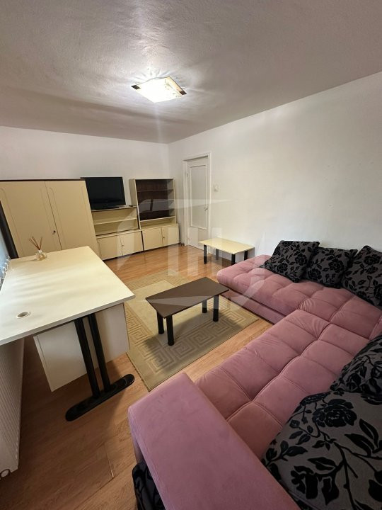 OPORTUNITATE! Apartament 3 camere, decomandat, P-ta Zorilor