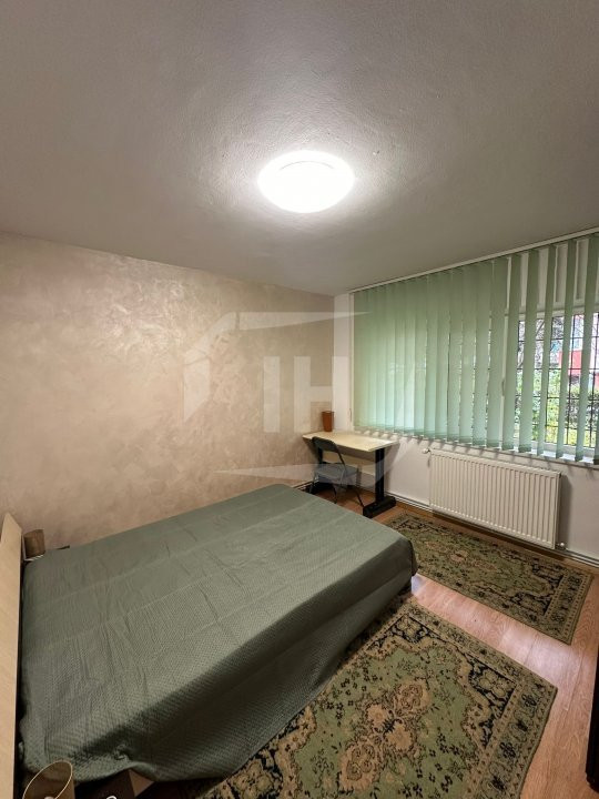 OPORTUNITATE! Apartament 3 camere, decomandat, P-ta Zorilor