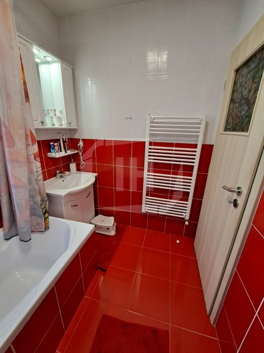 Apartament cu 3 camere 69 mp utili, 2 parcari, zona Eugen Ionesco