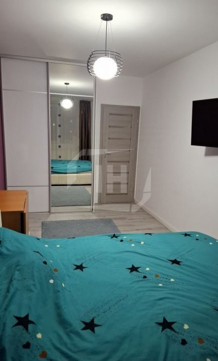 Apartament cu 3 camere, etaj intermediar, parcare