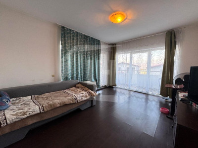 Apartament cu 2 camere, decomandat, etaj 1, terasa