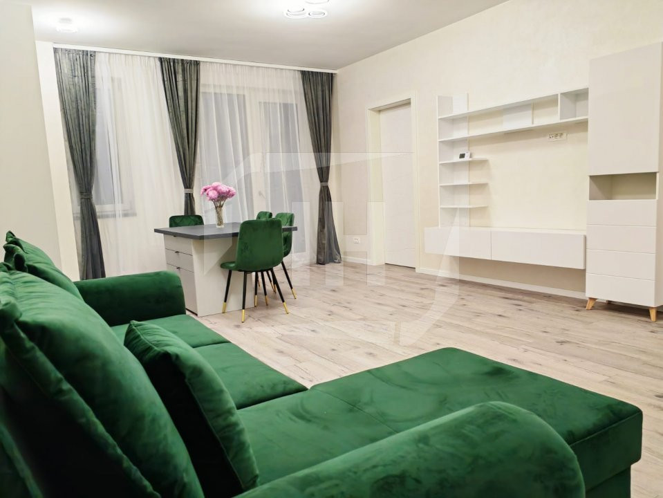 Apartament nou cu 2 camere, parcare, zona Vivo