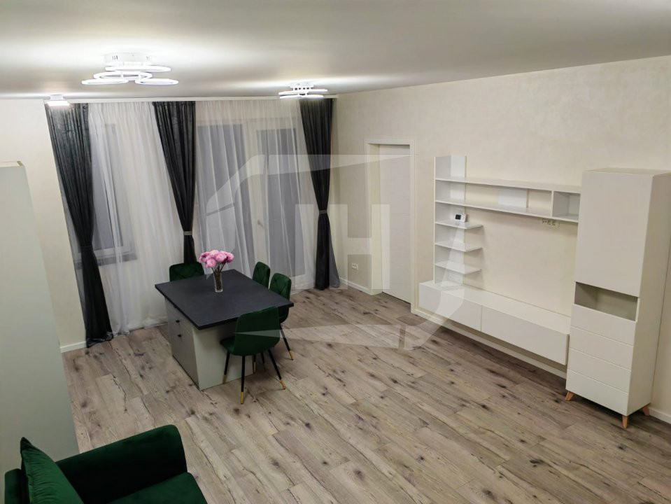 Apartament nou cu 2 camere, parcare, zona Vivo