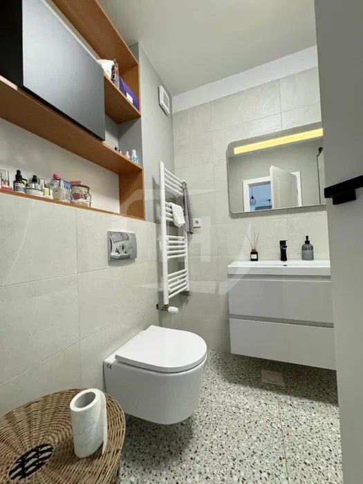 Apartament 2 camere, modern, imobil nou, zona Centrala