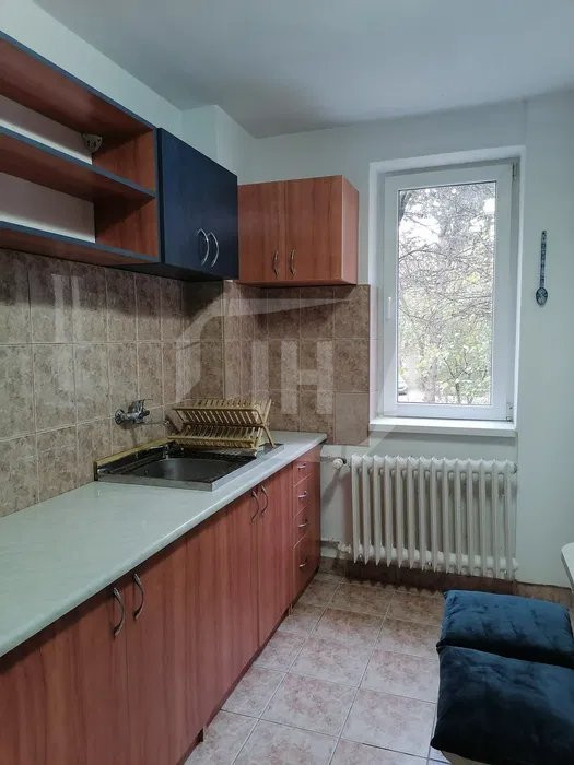 Apartament 2 camere, semidecomandat, Gheorgheni zona Hotel Royal