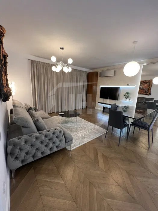 Apartament 2 camere, semidecomandat, parcare, zona Gheorghe Lazar