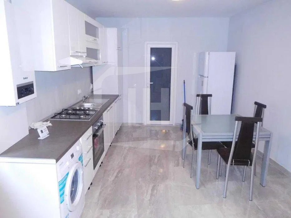 OPORTUNITATE! Investitie sigura! 2 apartamente,ultracentral, Memorandumului