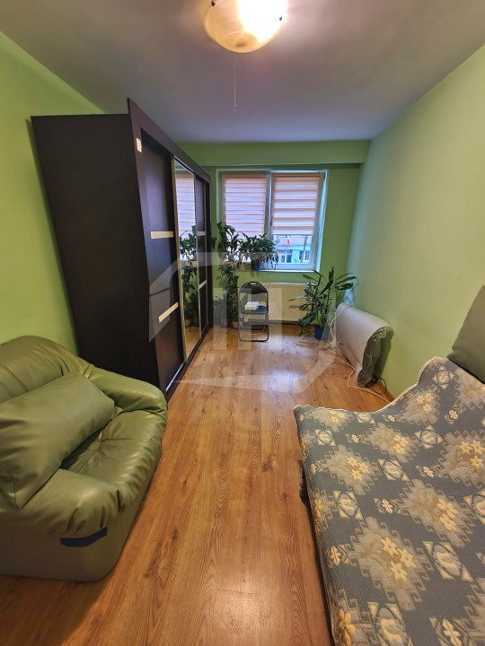 Apartament cu 3 camere decomandat, etaj 1, cartier Gheorgheni