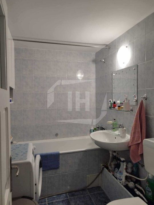 Apartament cu 2 camere decomandat | etaj 1 | zona Iulius Mall