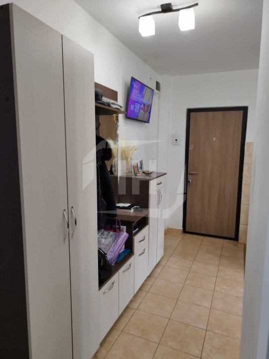 Apartament cu 2 camere decomandat | etaj 1 | zona Iulius Mall