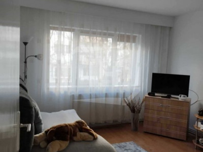 Apartament cu 2 camere decomandat | etaj 1 | zona Iulius Mall